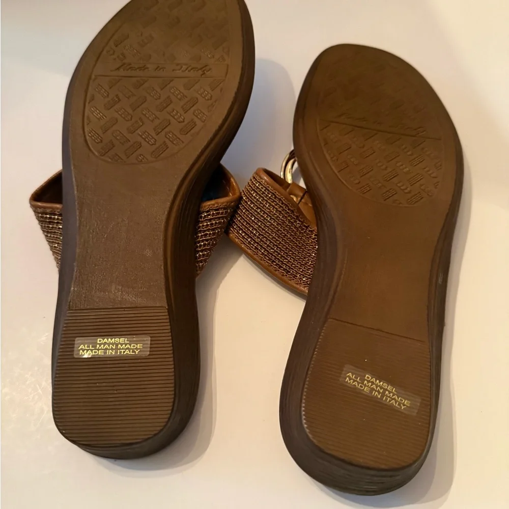 Italian Shoemakers Brown Ring-Accent Women's Sandals Size 8.5 NEW